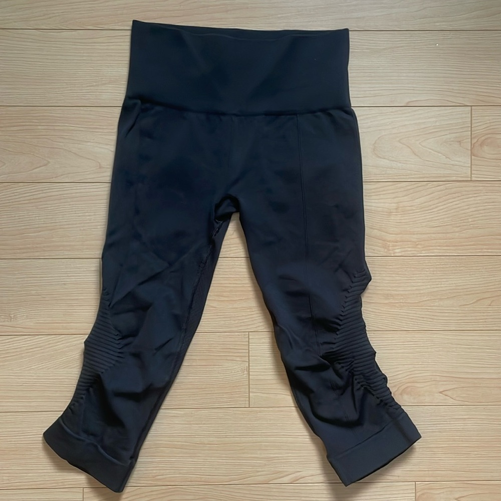 Lululemon compresion capris